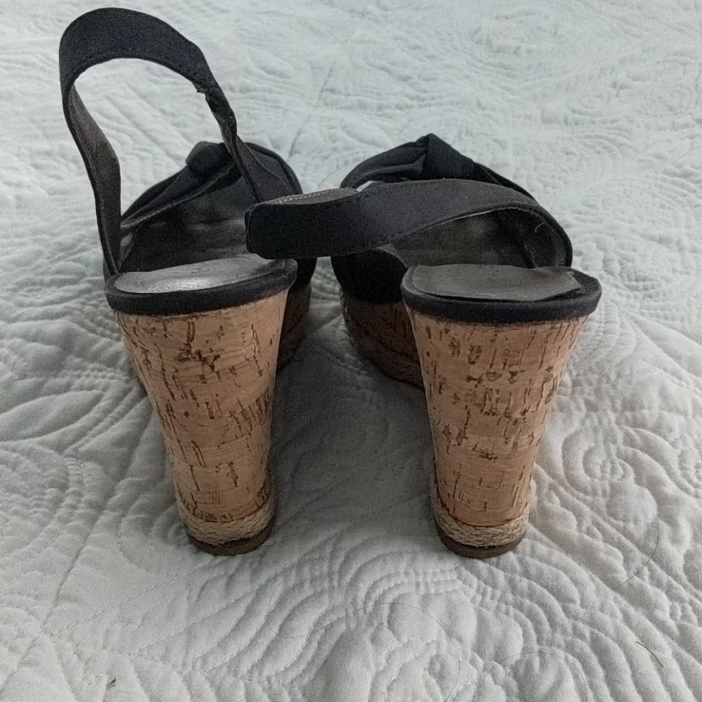 Wedges - Picture 2 of 3